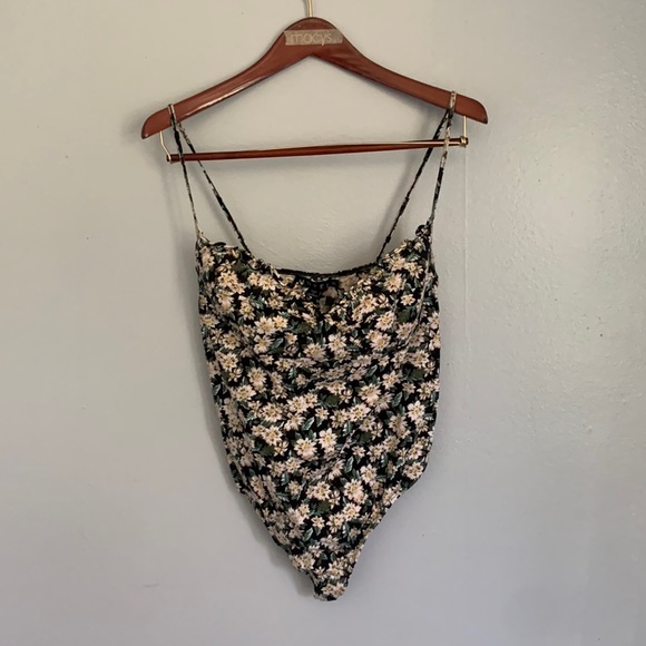 Fun Floral Print Flirty Step-in Bodysuit Ruffle Trim Neck and Structured Cups - Picture 2 of 7